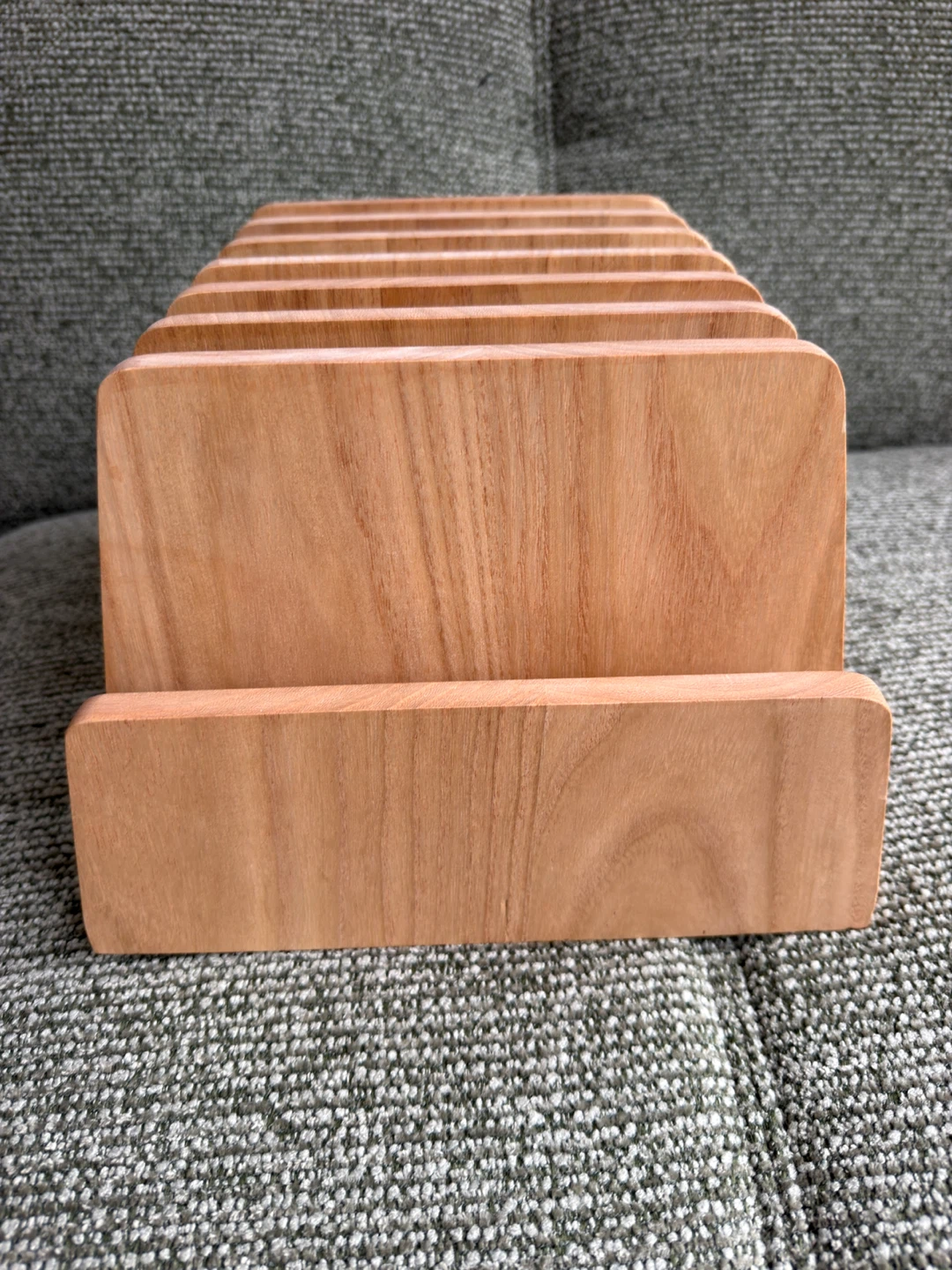 KIRIGEN Wooden Organizer, 5-Slot File / Magazine Holder for Desk - photo 4