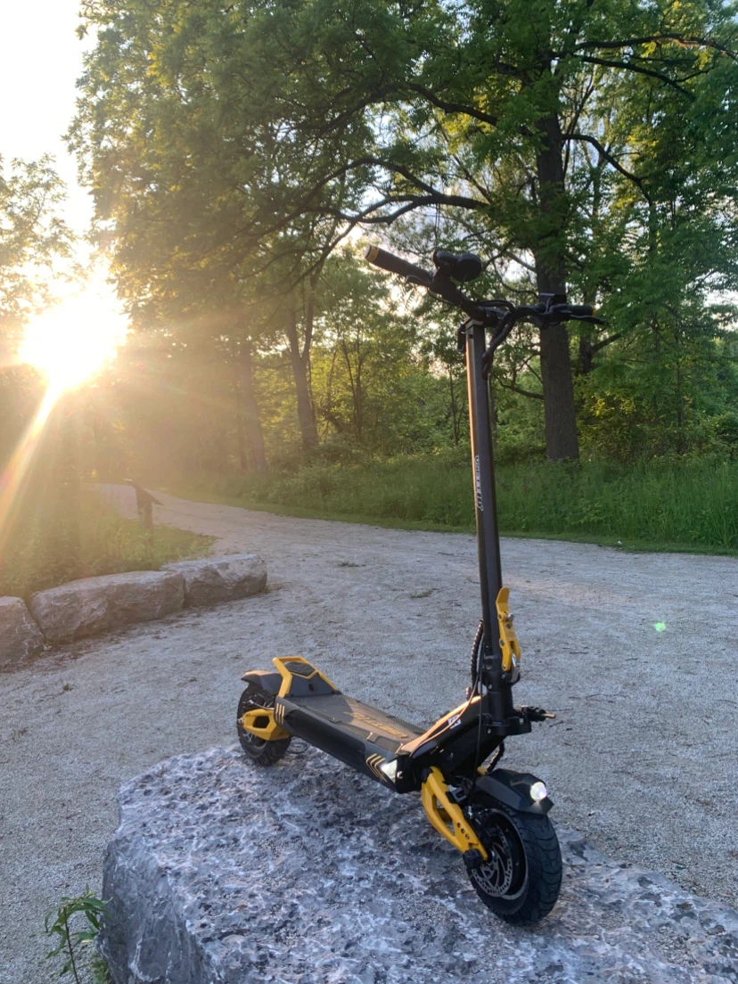 Vsett 10+ Electric Scooter