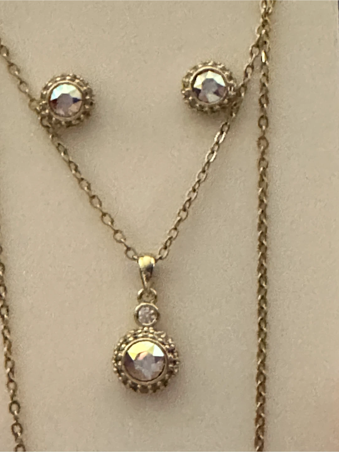 XP 14k Gold Tone laminated Jewelry Set