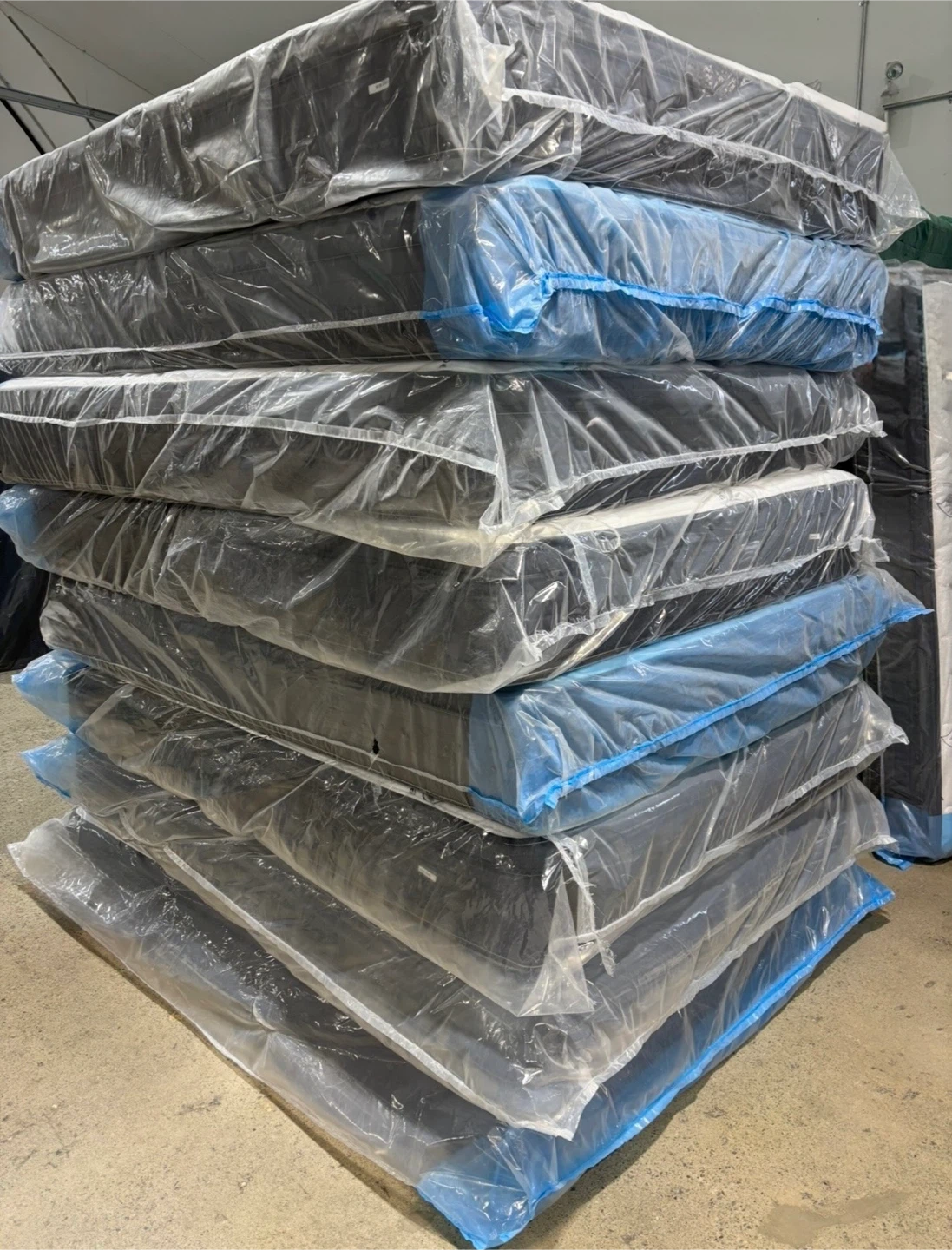 Queen size mattress (drop off available) - photo 2