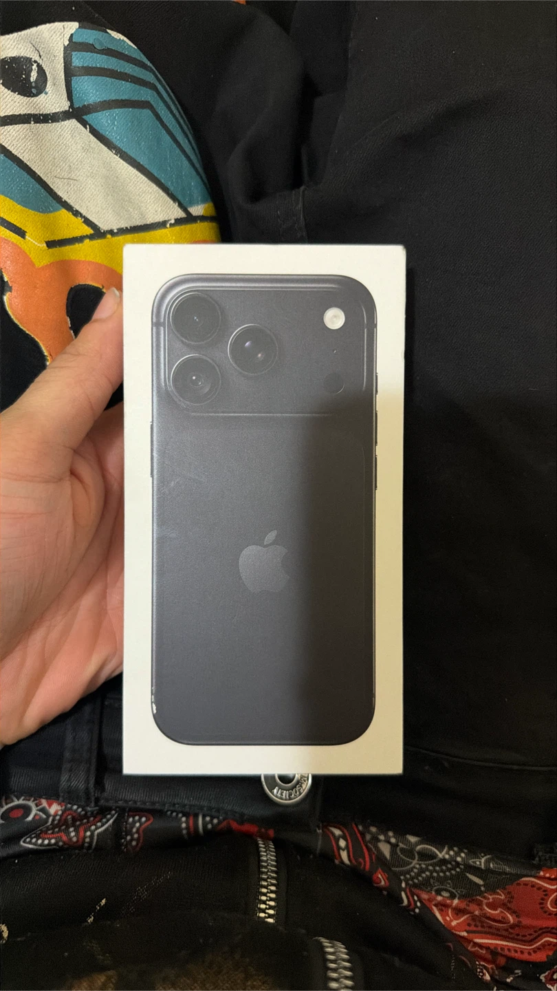 iPhone 18 Pro 256GB Black - New Sealed - Unlocked