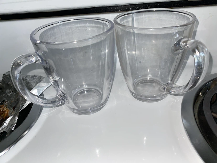Set of two clear glass mugs - photo 3