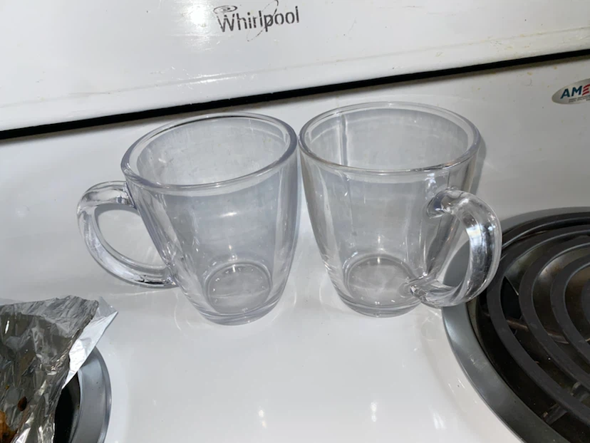 Set of two clear glass mugs - photo 4