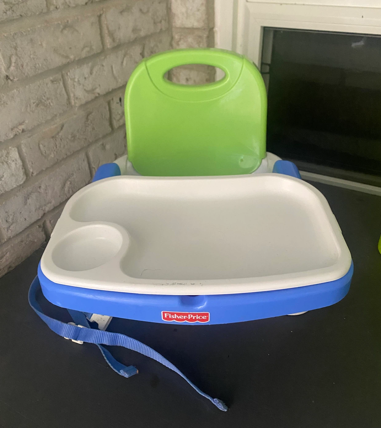 Fisher Price booster seat with 2 trays - photo 2