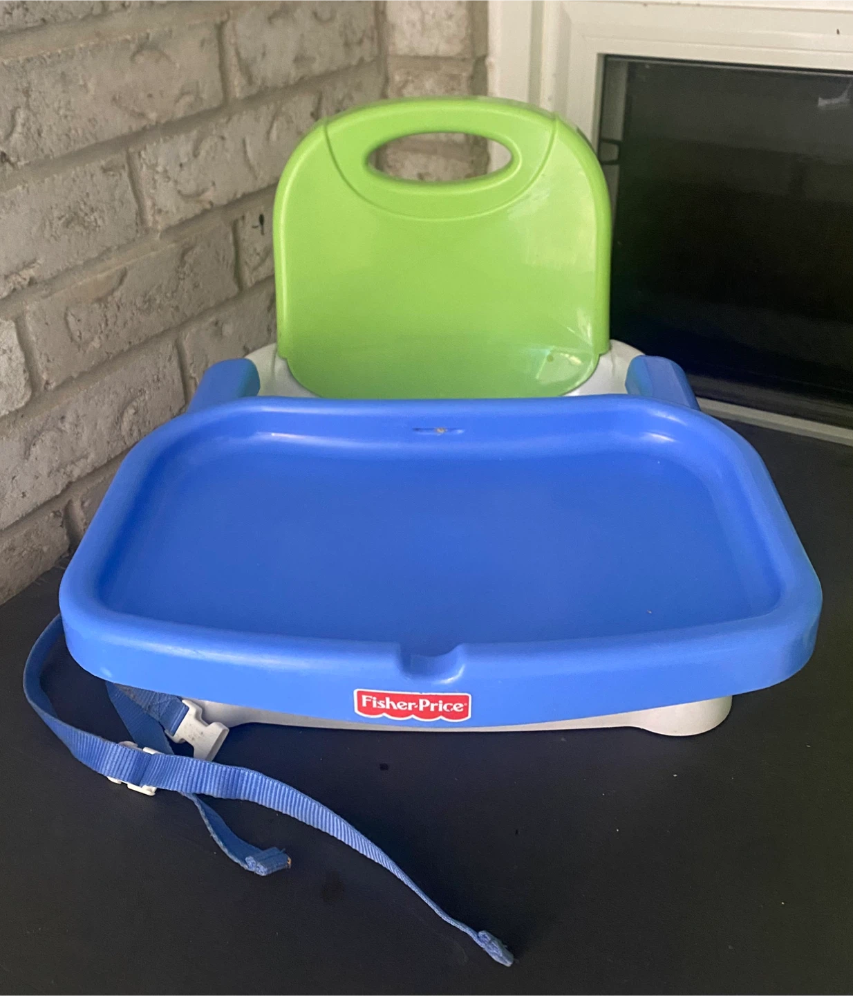Fisher Price booster seat with 2 trays - photo 3