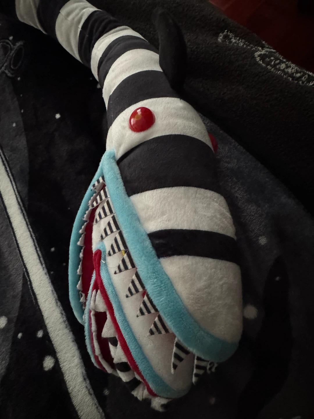 Beetlejuice Sandworm Plush Toy - photo 2