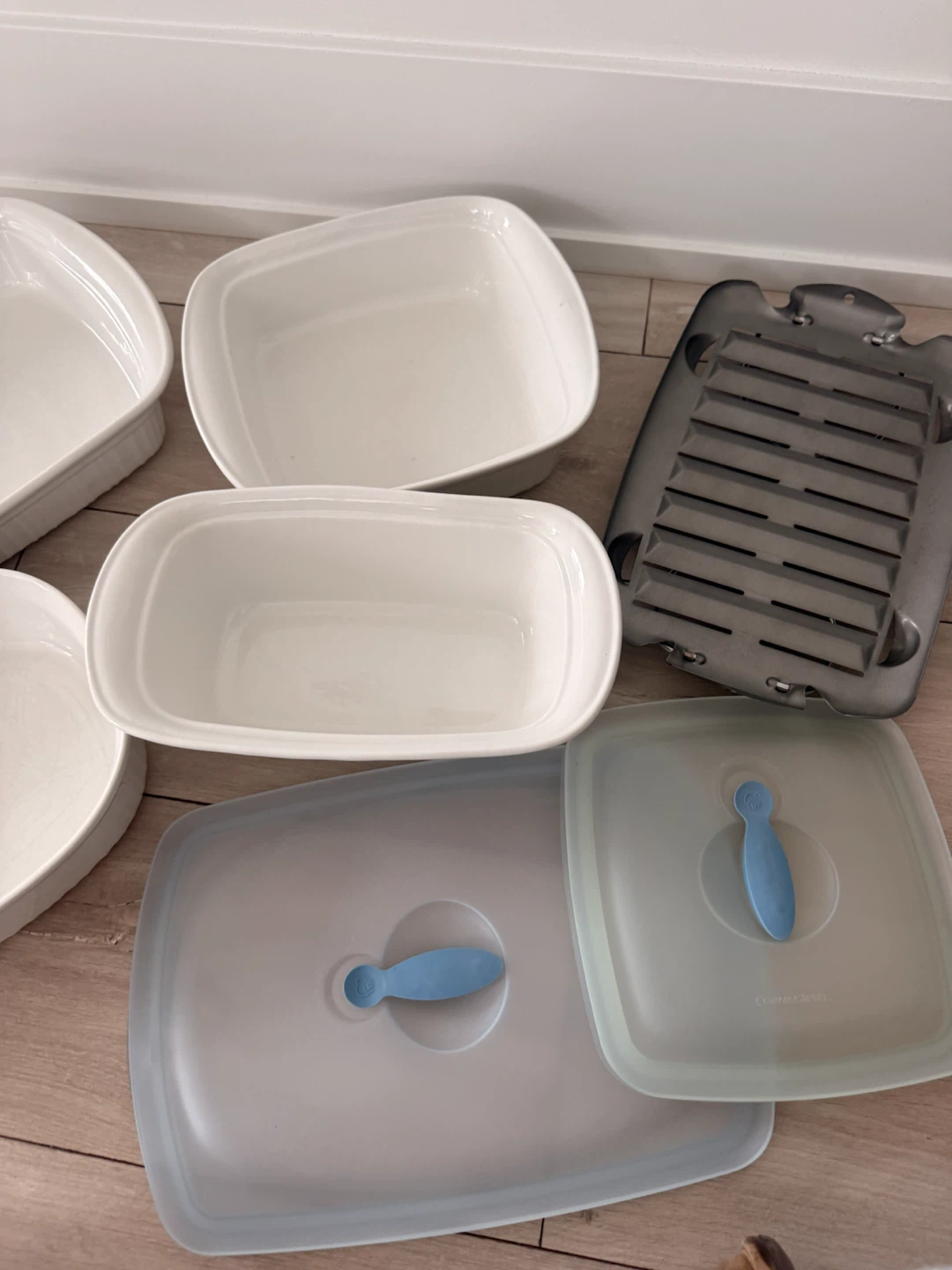 CorningWare FrenchWhite Bakeware Set – 4 Dishes + Lids & Rack - photo 2