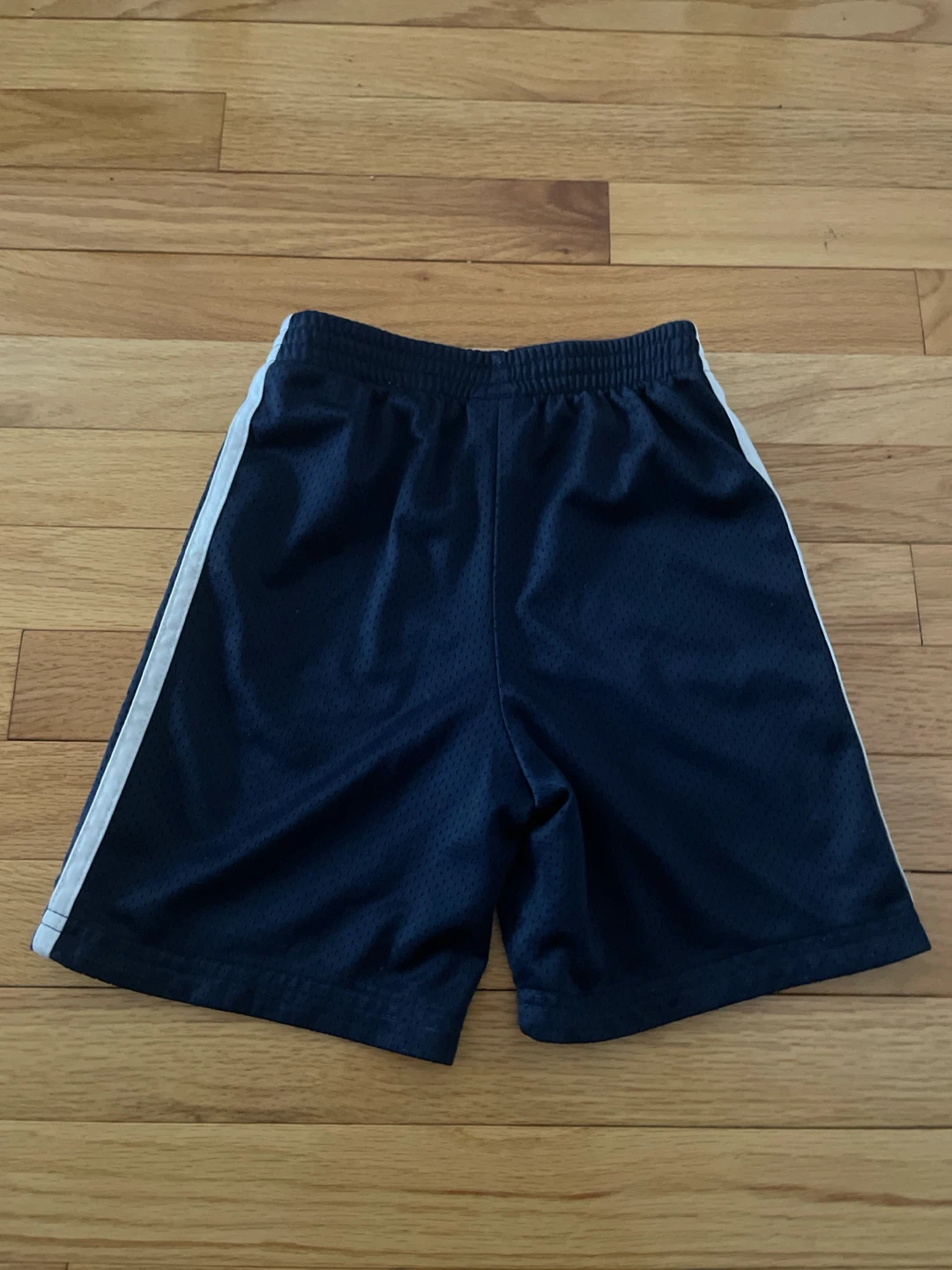 Adidas Navy Mesh Shorts Size 5 kids - photo 2