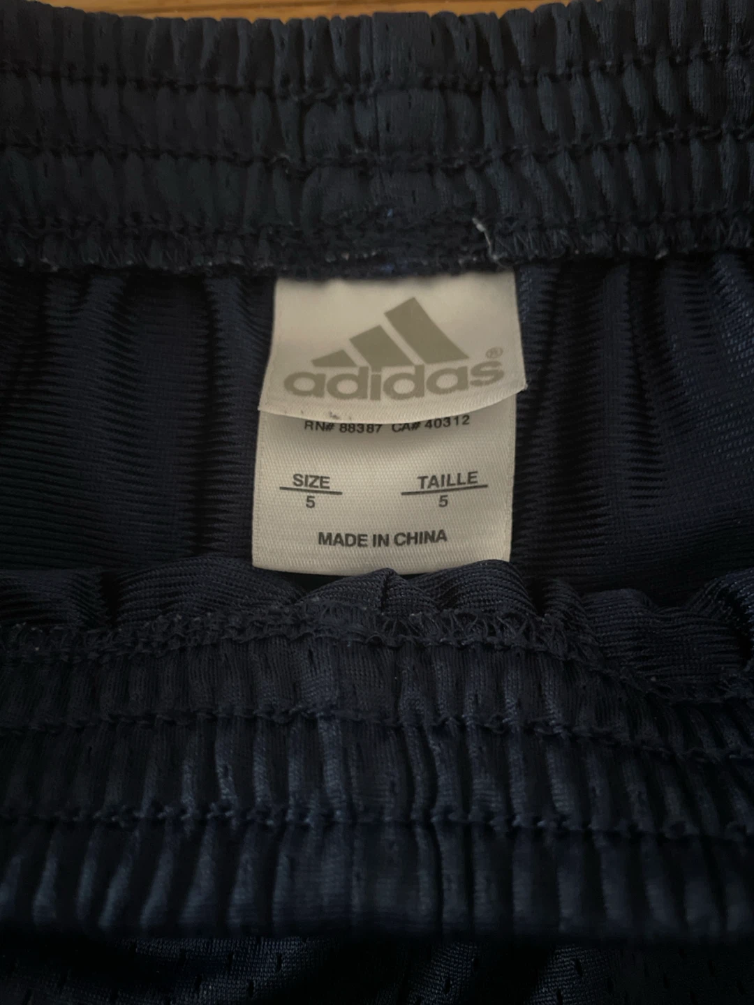 Adidas Navy Mesh Shorts Size 5 kids - photo 3
