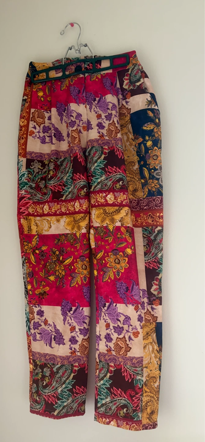 Astrid Paisley Print Pants - Size M - photo 5