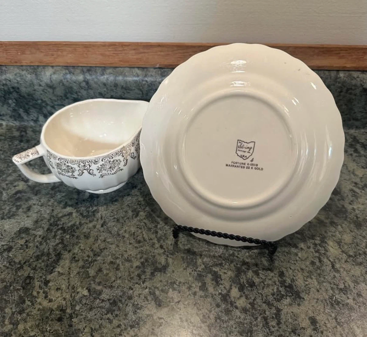 Sebring Pottery Fortune KS518 Creamer and Plate - photo 5