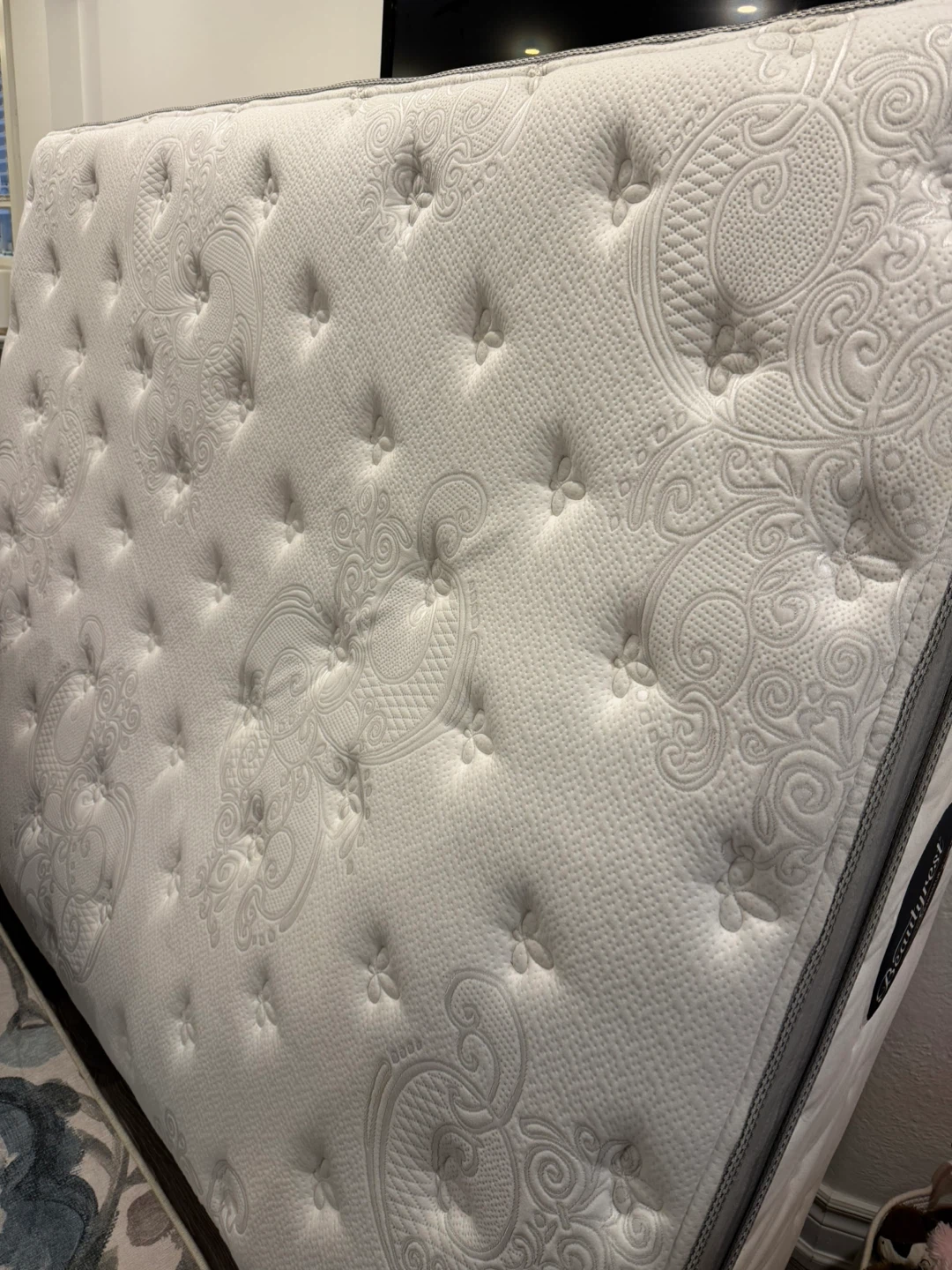 Simmons Beautyrest World Class Mattress Queen Size