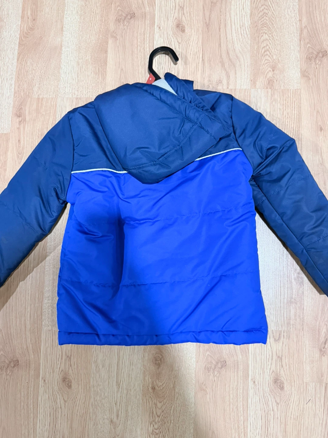 Boys Blue Colorblock Hooded Jacket- size 4/5 - photo 2