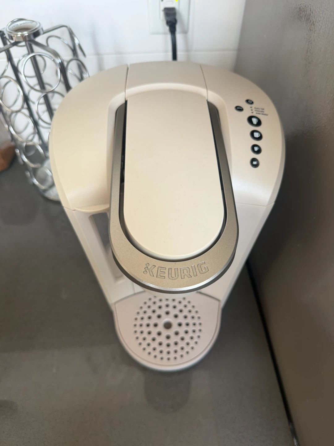 Keurig K-Cup Coffee Maker with Pod Holder and Filters - photo 2