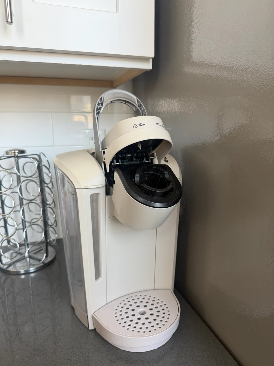 Keurig K-Cup Coffee Maker with Pod Holder and Filters - photo 5