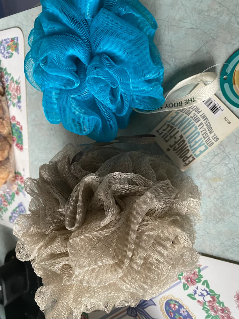 The Body Shop Exfoliating Bath Sponges