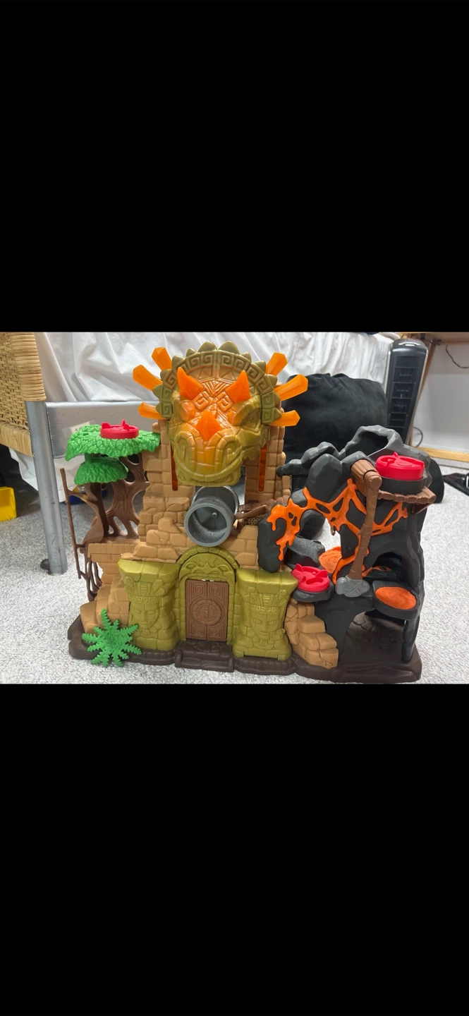 Fisher-Price Imaginext Dinosaur Playset