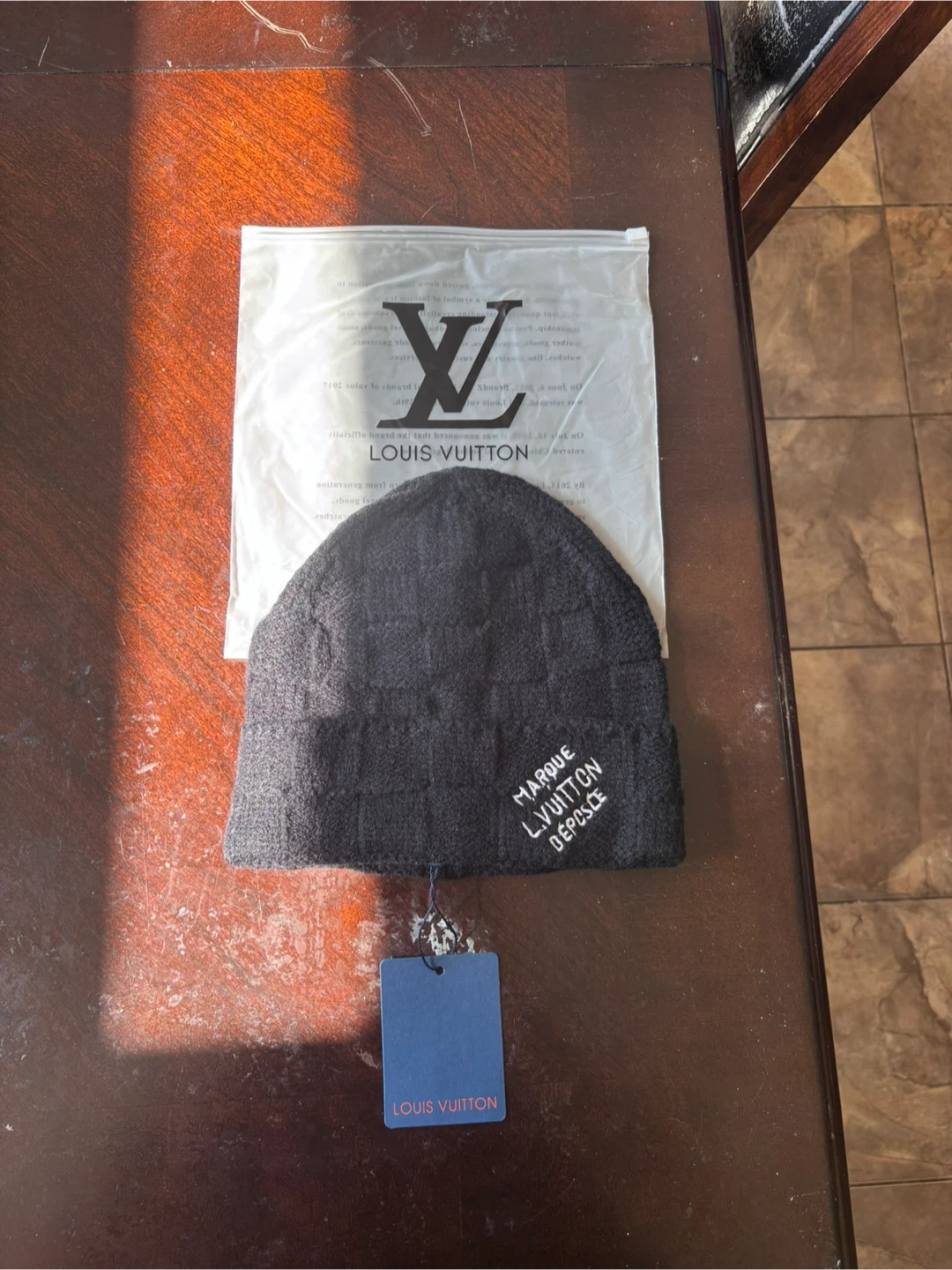 Black LV Beanie - photo 2