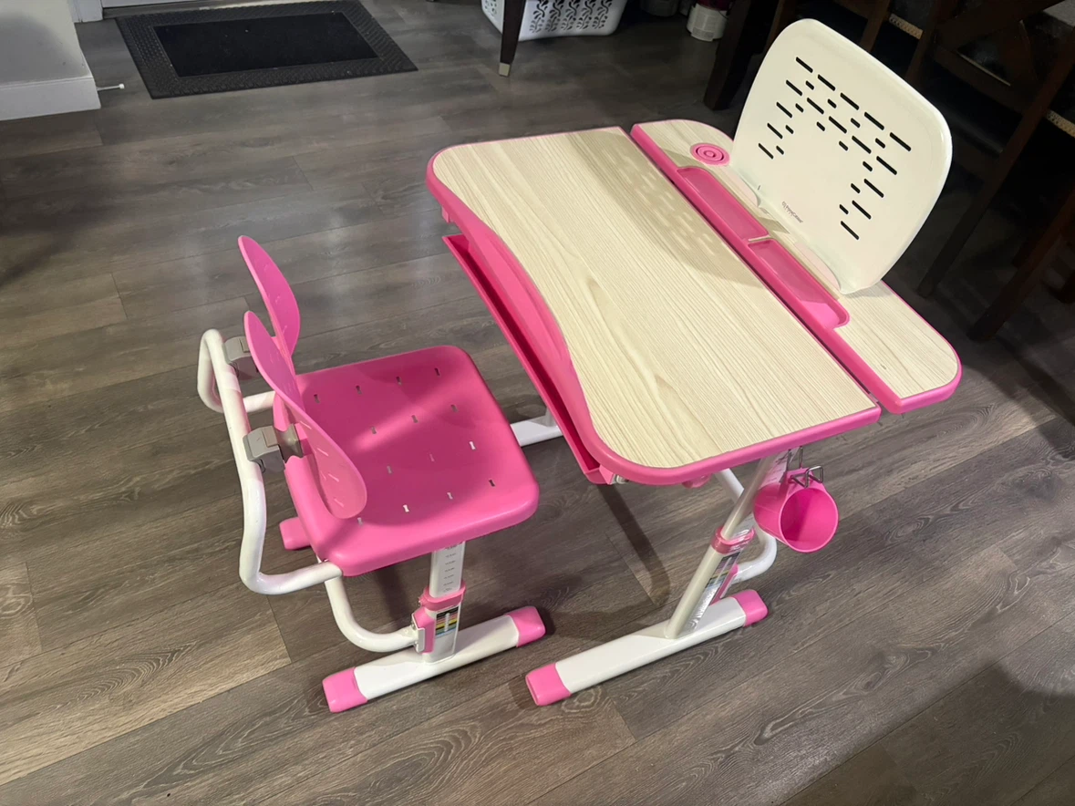 PrimeCables Ergo Kids Adjustable Desk and Chair Set