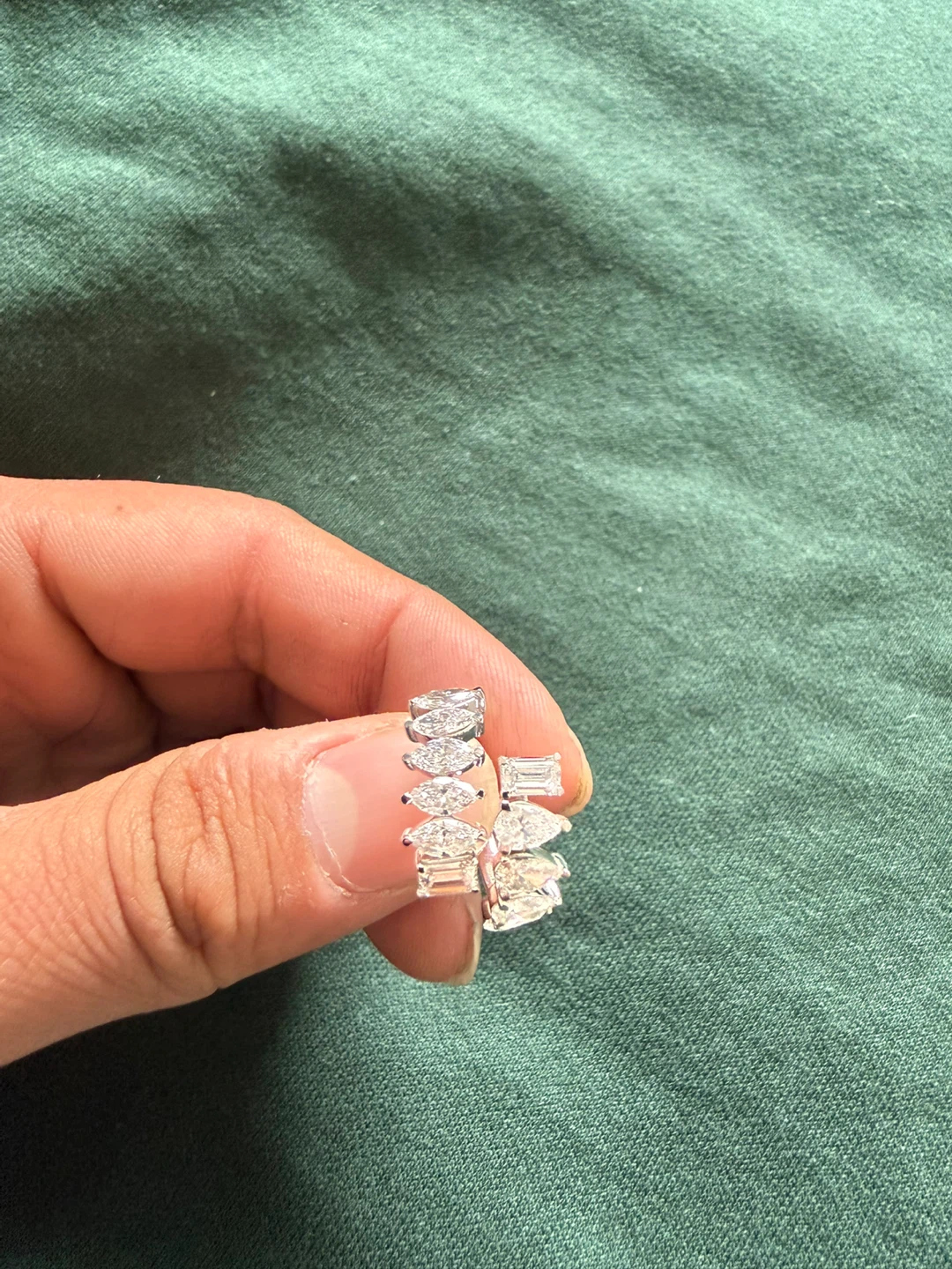 2.89 SPLIT SHANK STATEMENT RING IN 10 KT WHITE GOLD - photo 3