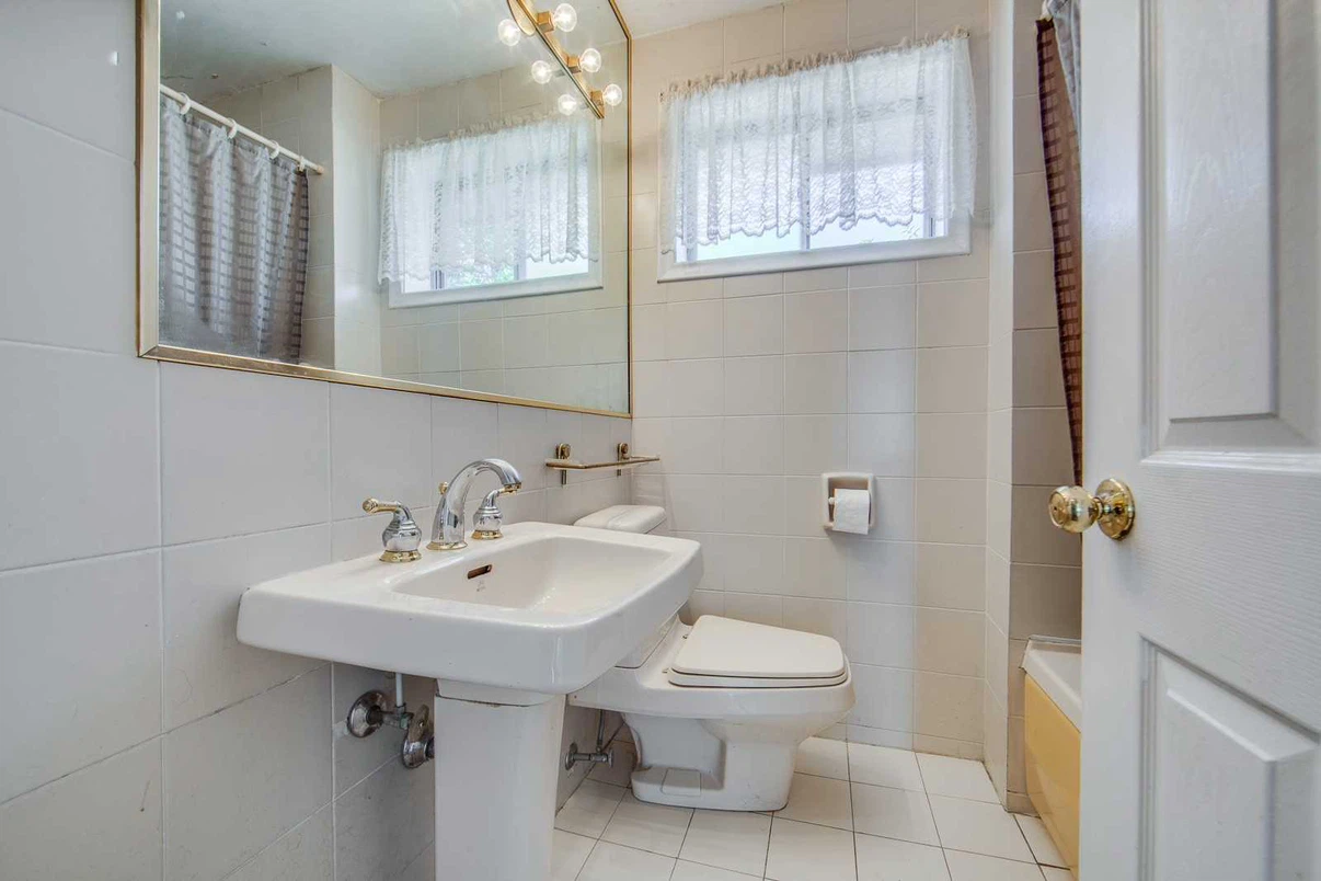2Bed Basement for Rent-Nov1, Victoria Park &401 - photo 4