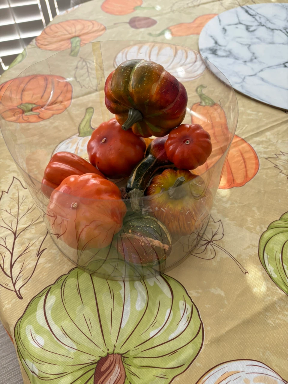 Autumn Pumpkin and Leaf Decor