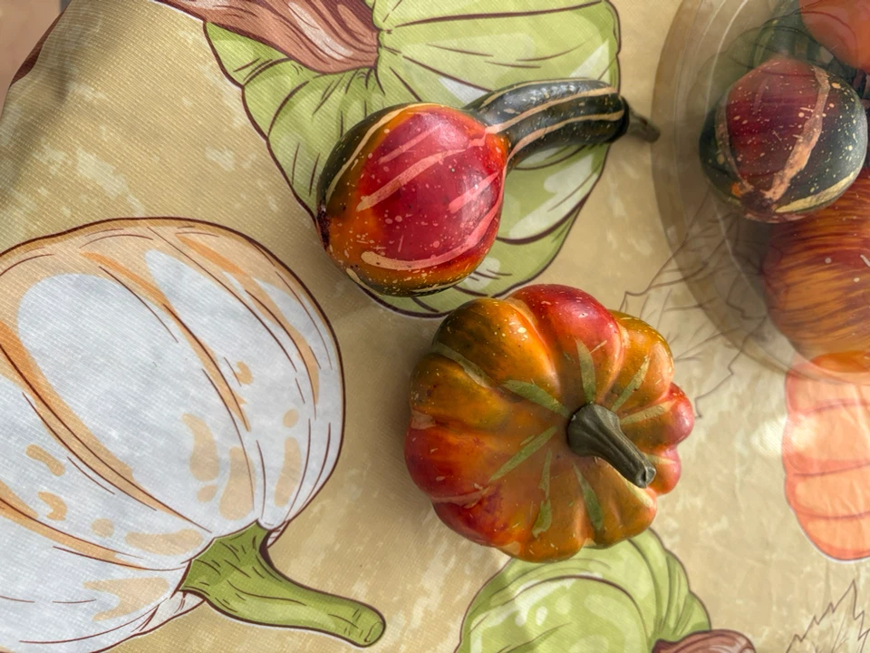 Autumn Pumpkin and Leaf Decor - photo 3