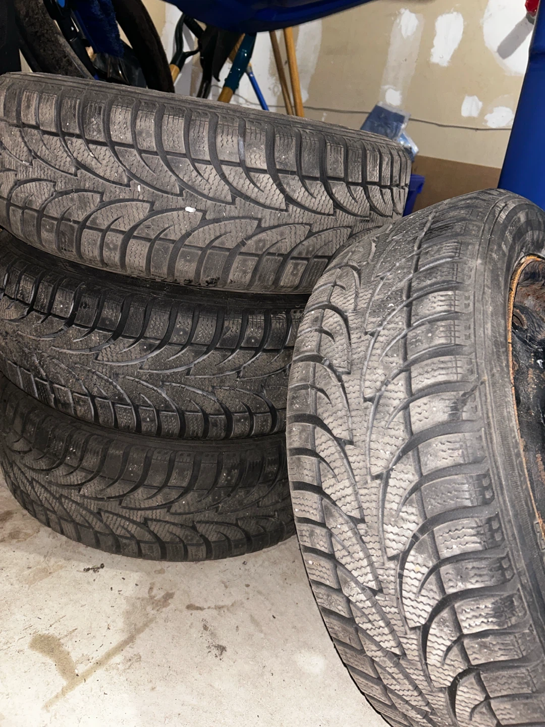4 Sailun Ice Blazer WSTXWinter Tires – 205/55R16 91T