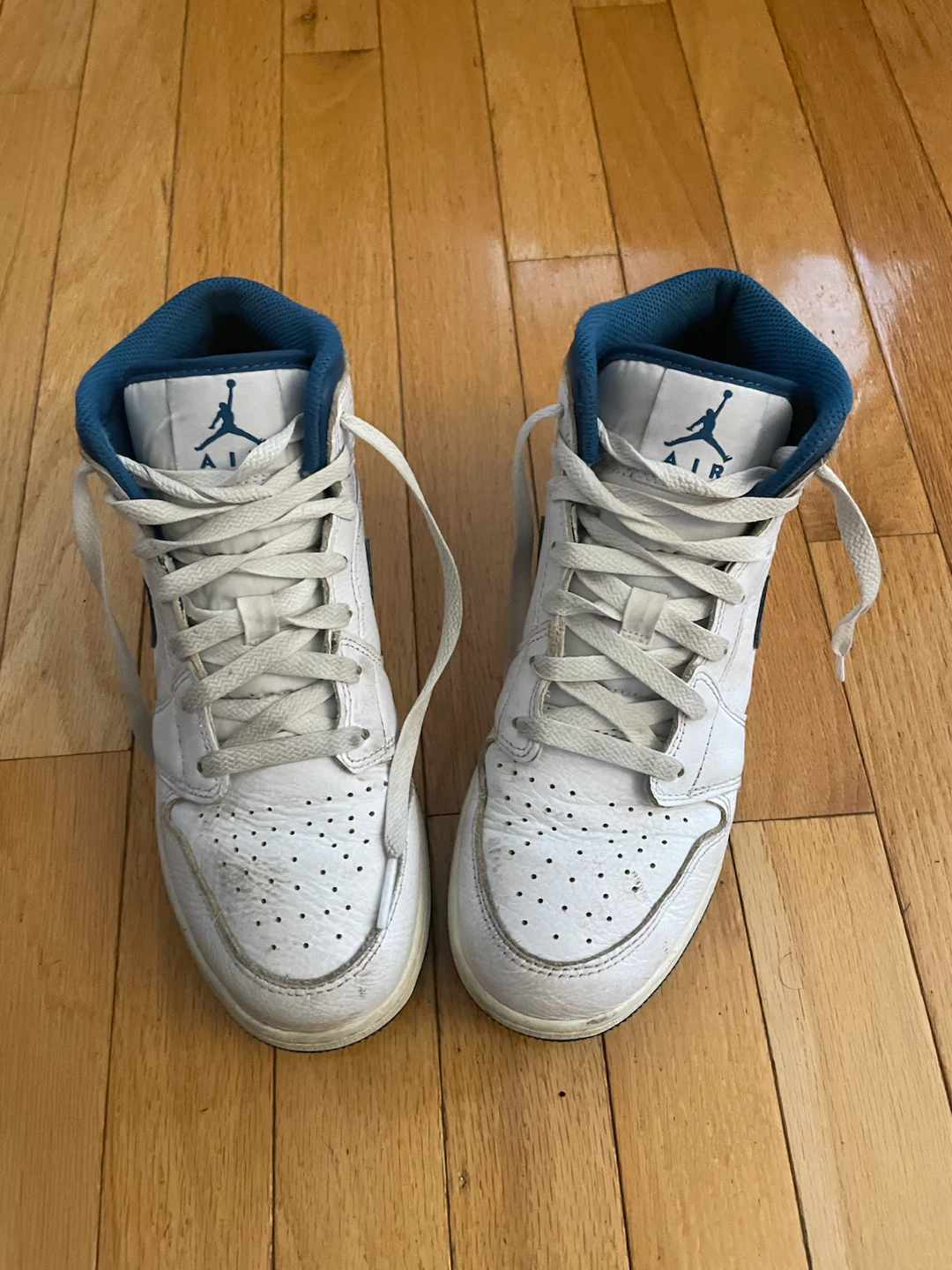 Air Jordan 1 Mid White and Blue