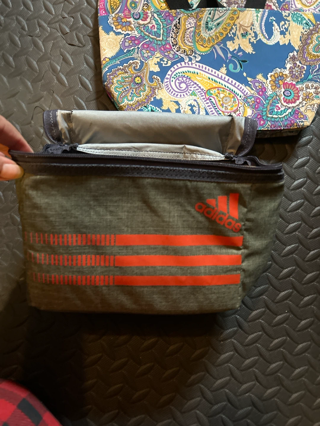 Adidas insulated lunch bag - photo 2