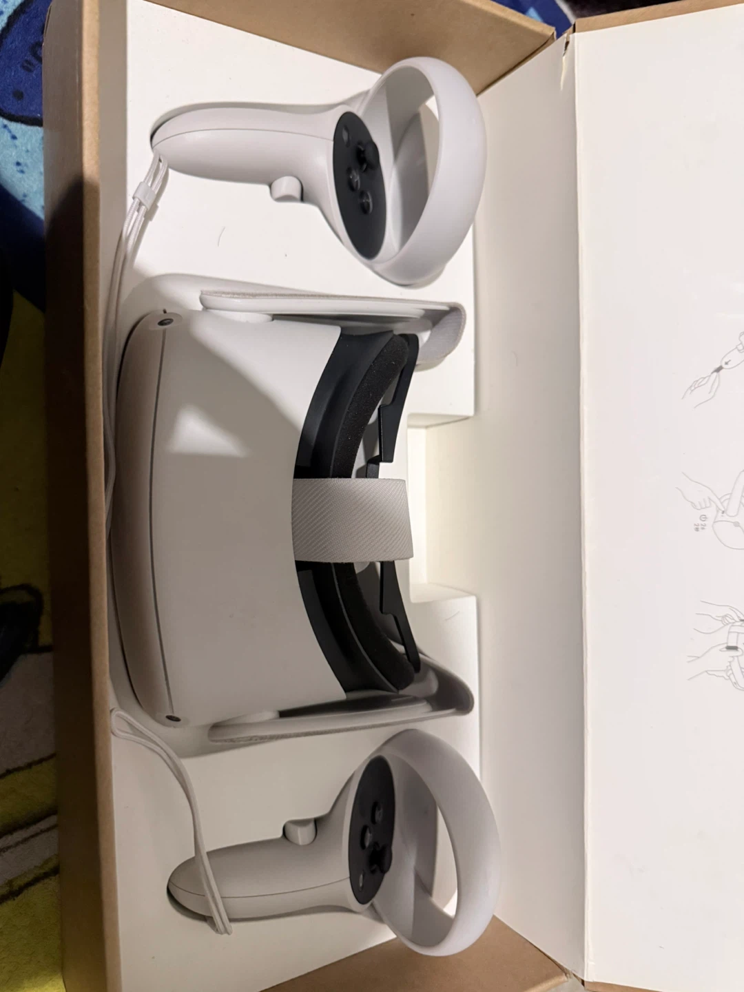 Meta Quest 2 VR Headset and Controllers - photo 2