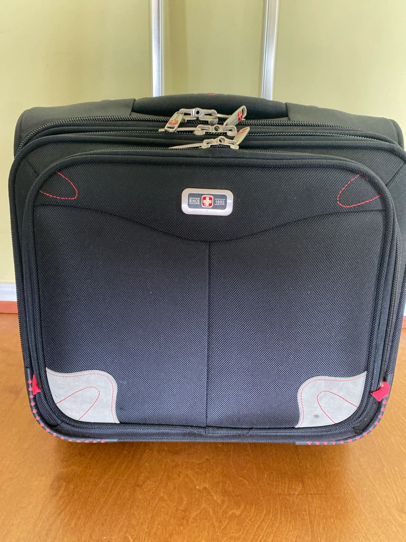 SwissGear Black Rolling Briefcase - photo 2