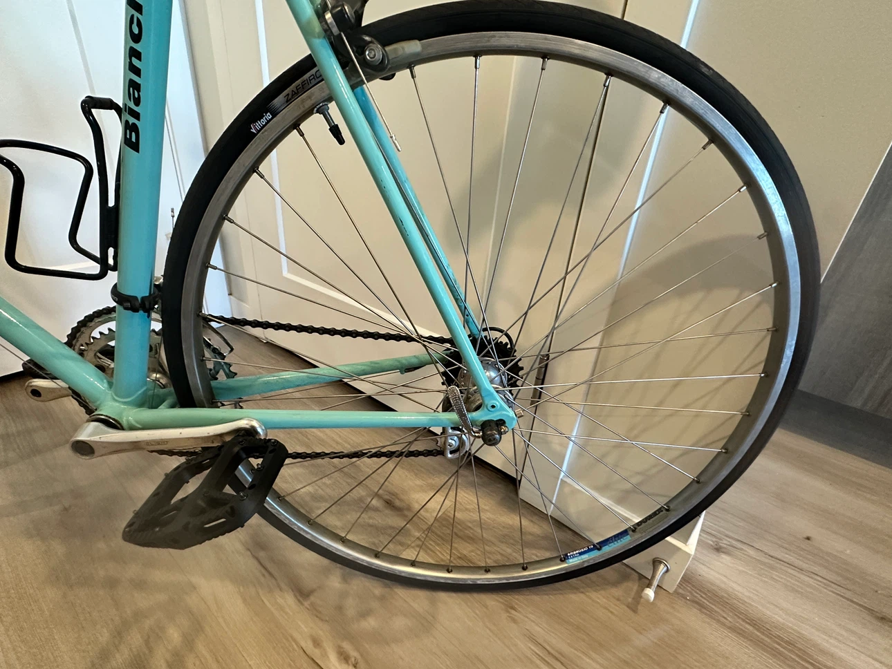 Vintage Bianchi Celeste Road Bicycle - photo 2