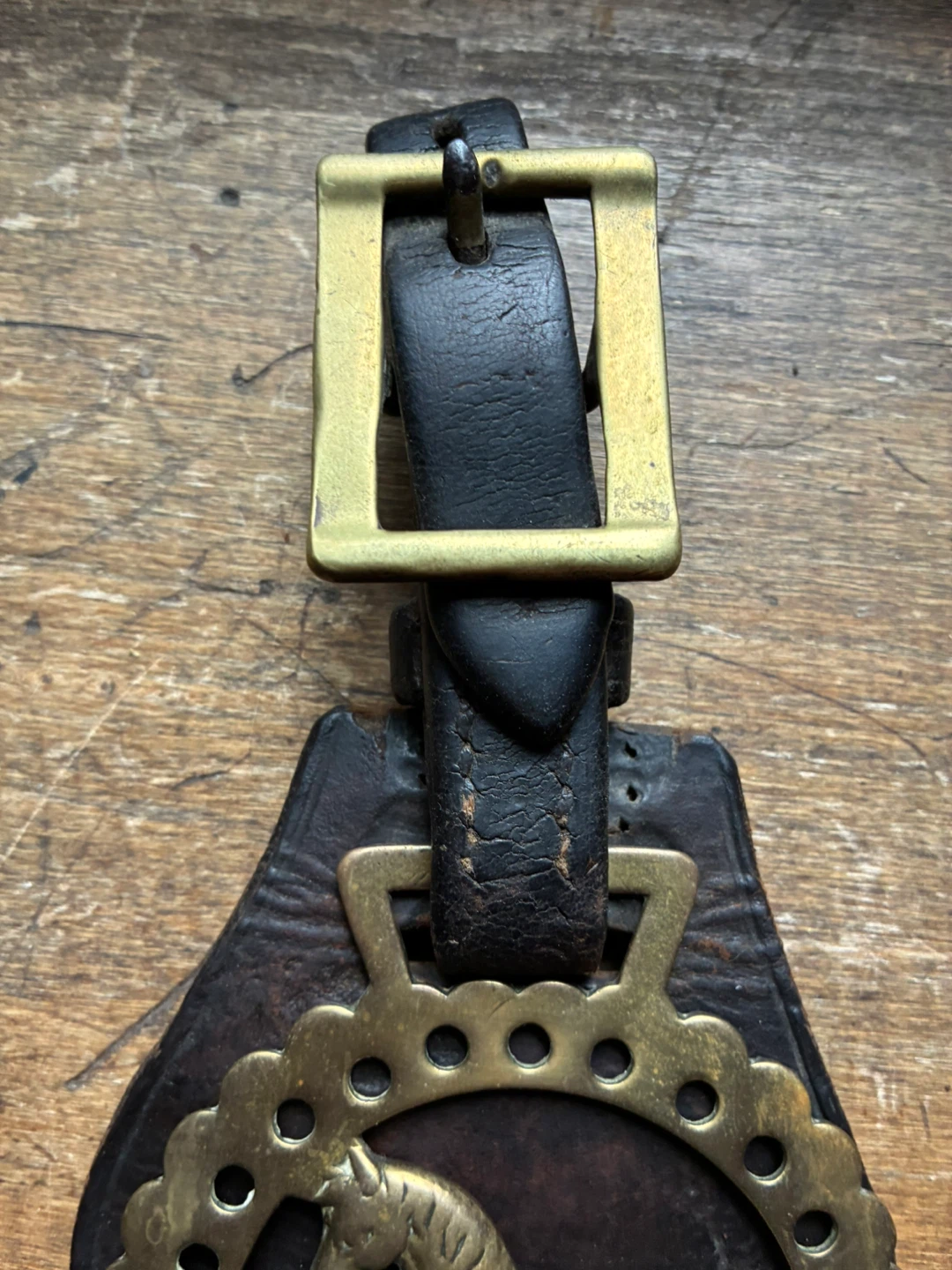 Antique Vintage Horse Brass Martingale Leather Harness - photo 5