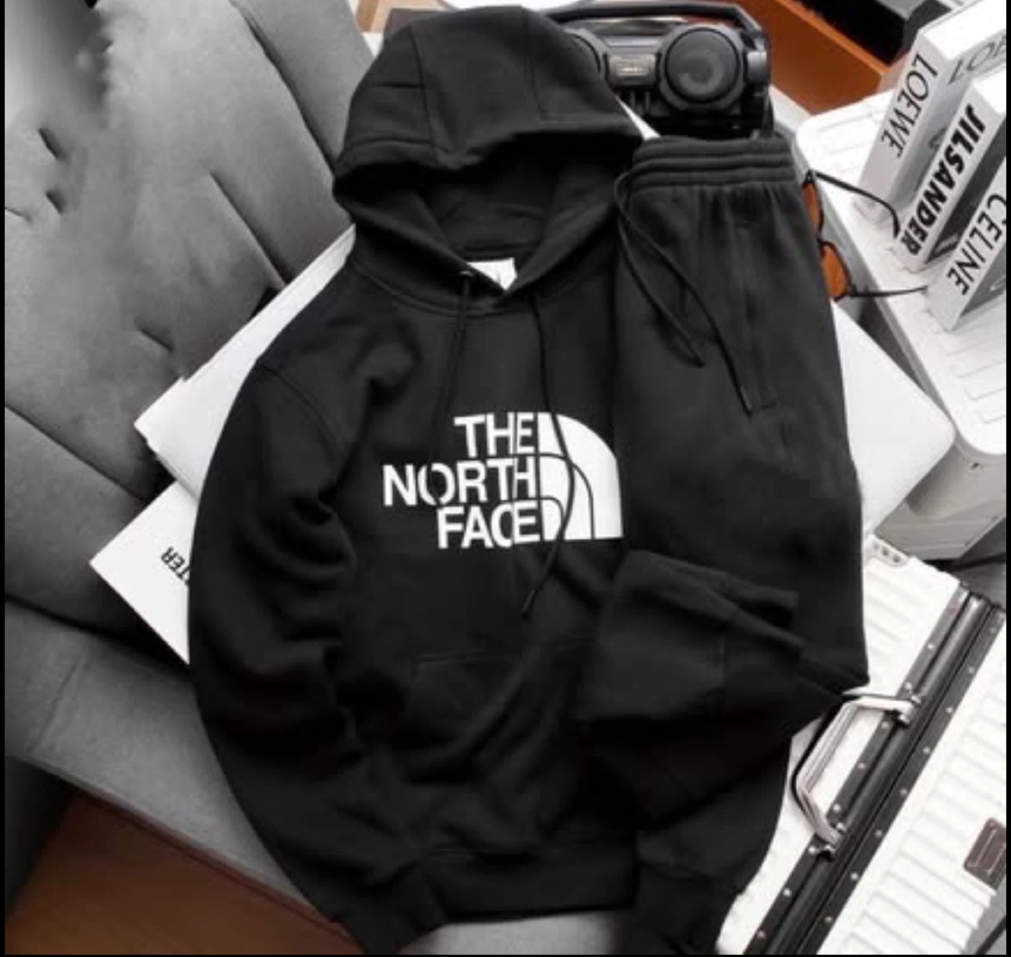 NEW The North Face Hoodie & Joggers Set – $99 🔥