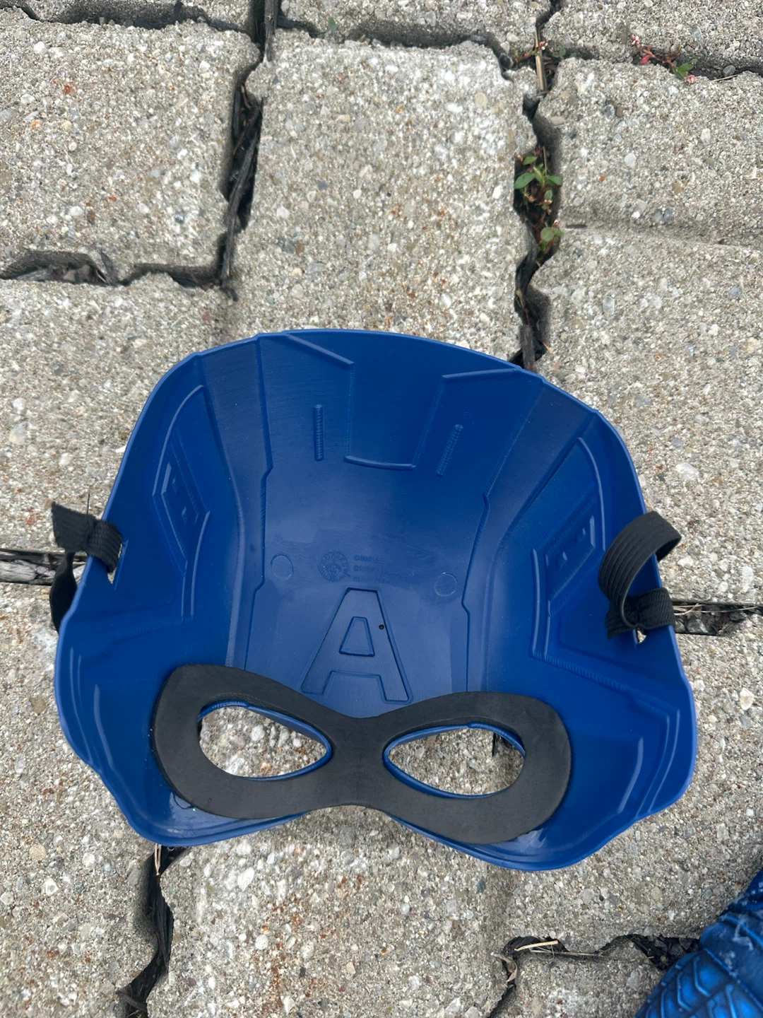 Captain America Halloween Costume with Mask and Shield - photo 5