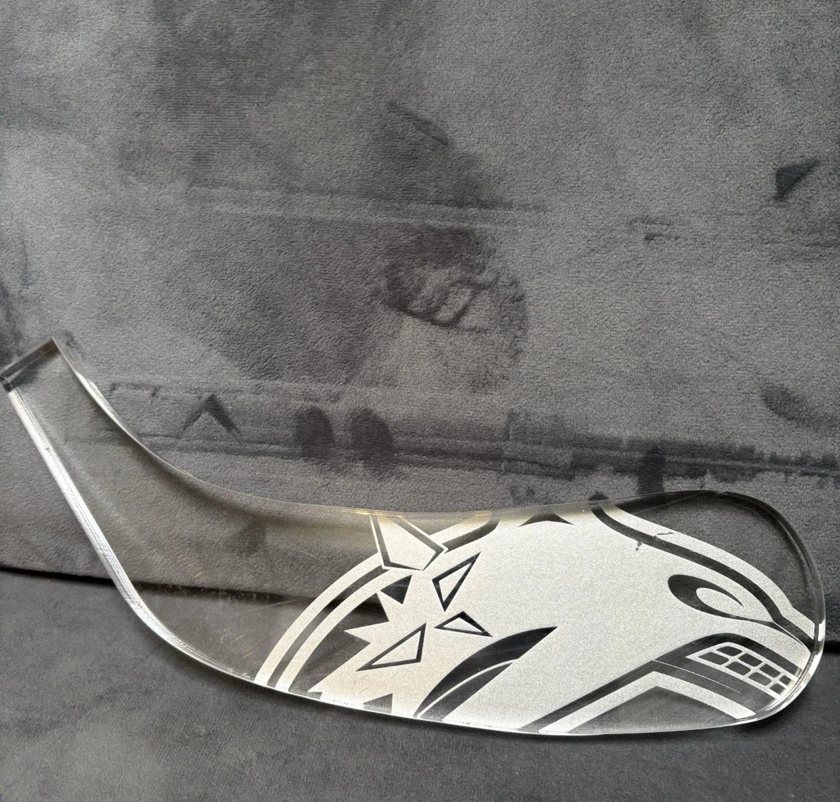 Vancouver Canucks Season holder – Reclaimed Rogers Arena Glass - photo 3