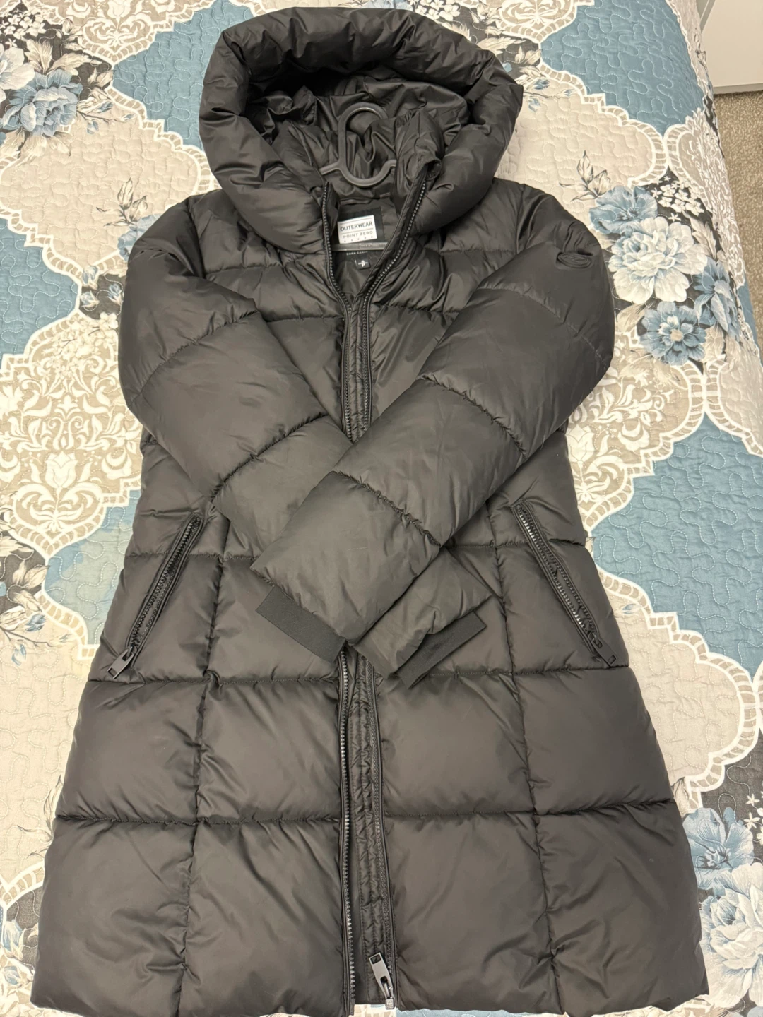 Point Zero Women’s Long Winter Coat – Small – Never Worn