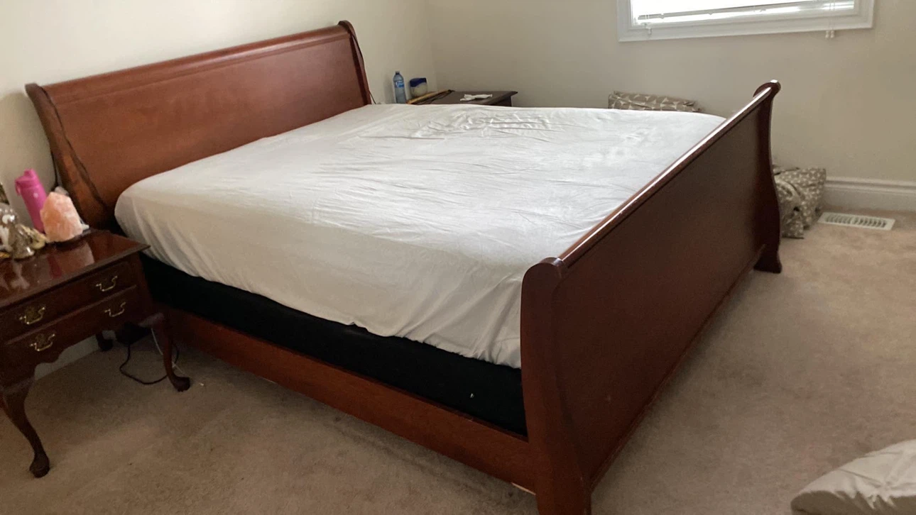 Queen Size Solid Wooden  Bed Frame