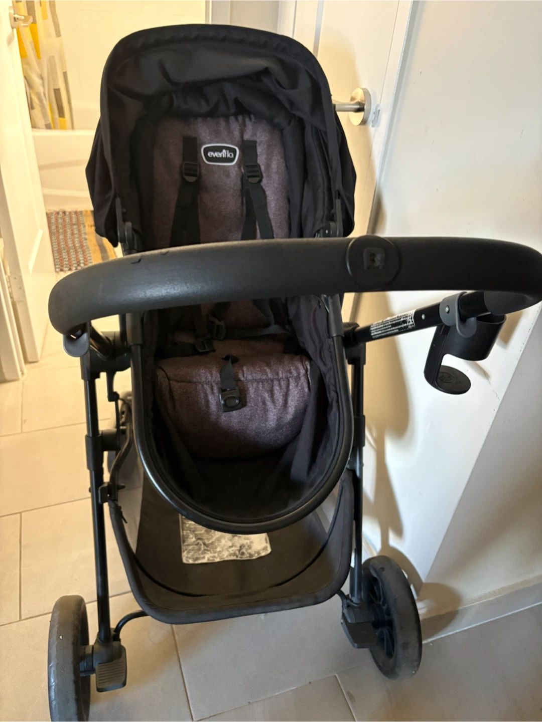 Evenflo Pivot Stroller - photo 3