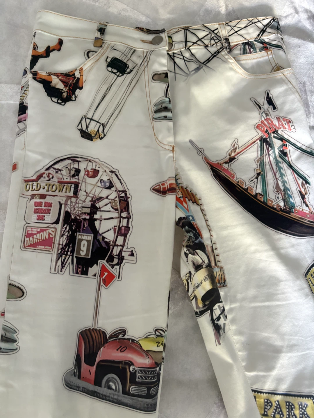 Tricot: White Country Fair Themed Pants - Size 8