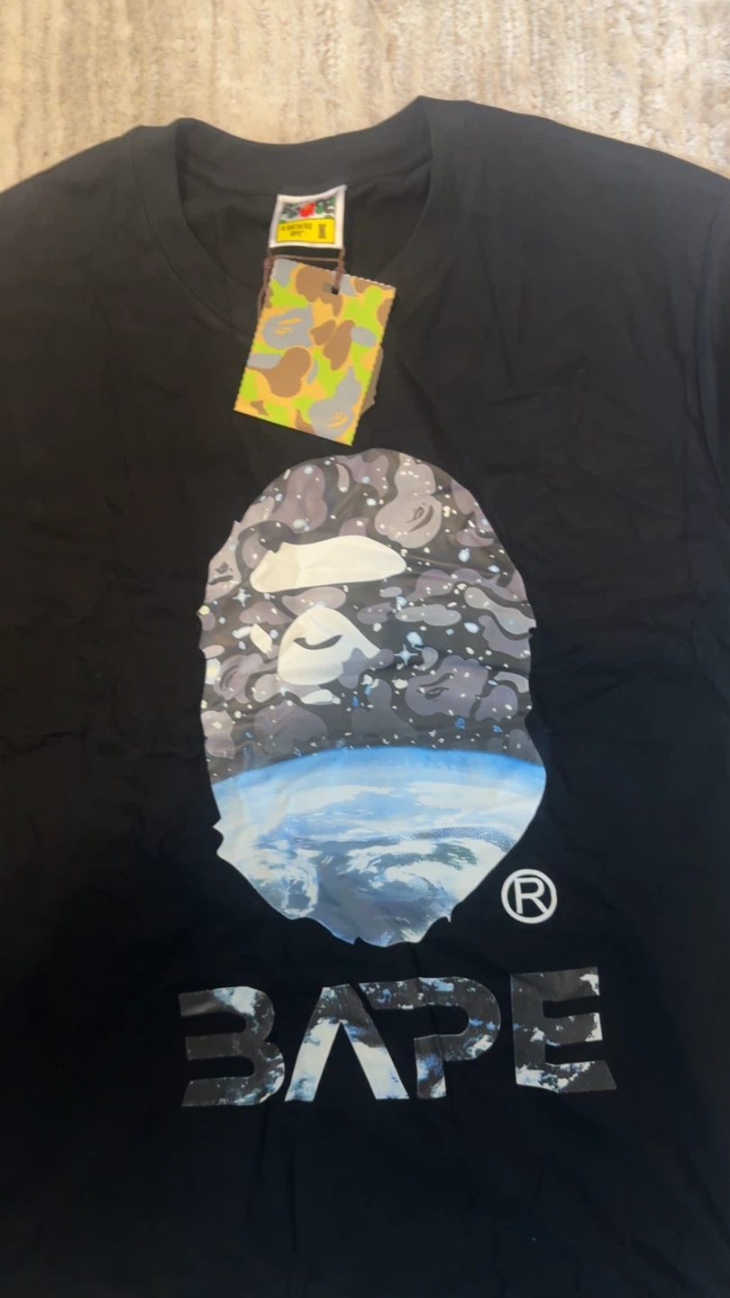 A Bathing Ape Graphic T-Shirt - photo 3