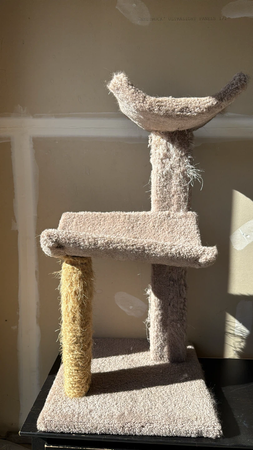 Cat tree