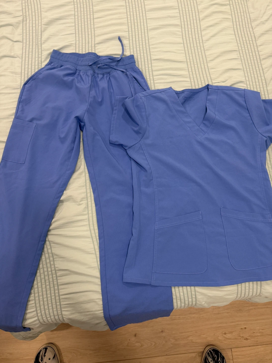 Gretown Scrubs Set - Blue small