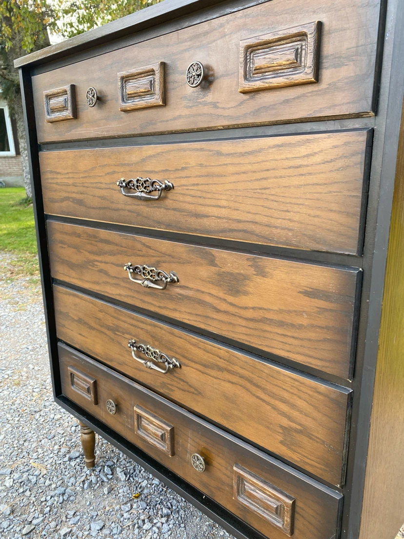 Vintage Oak Wood Highboy Dresser (CAN DELIVER) - photo 4