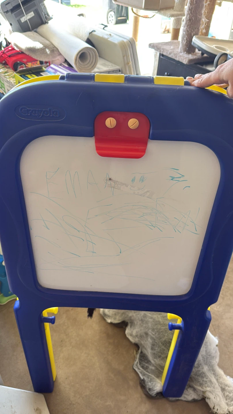 Crayola Kids chalk & white board - photo 2