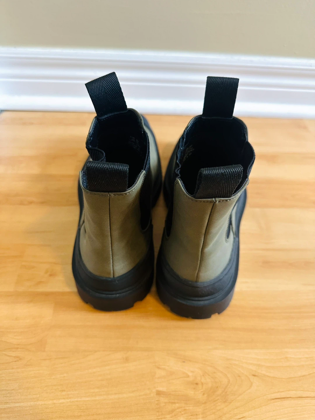 H&M Boots - Green/Black Men’s Size 7.5 US - photo 4