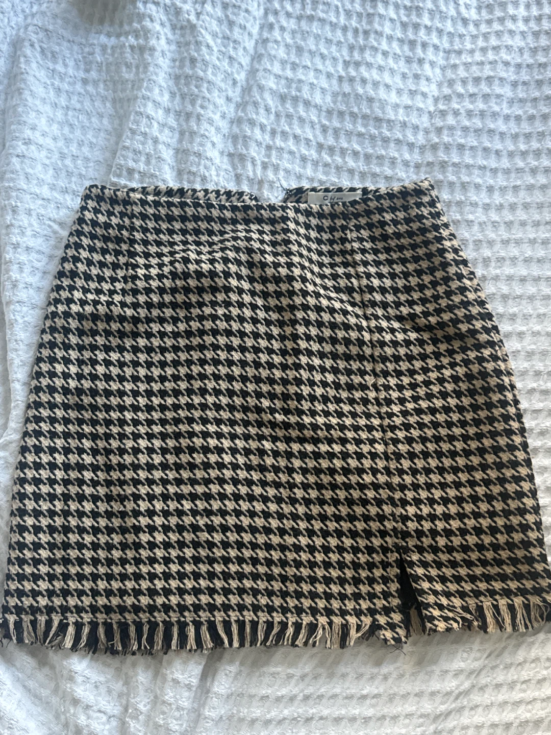 C by one Houndstooth Skirt