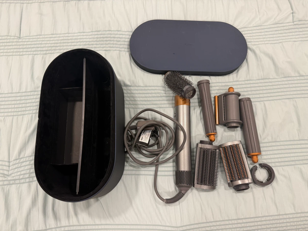 Dyson Airwrap Multi-Styler with Storage Case