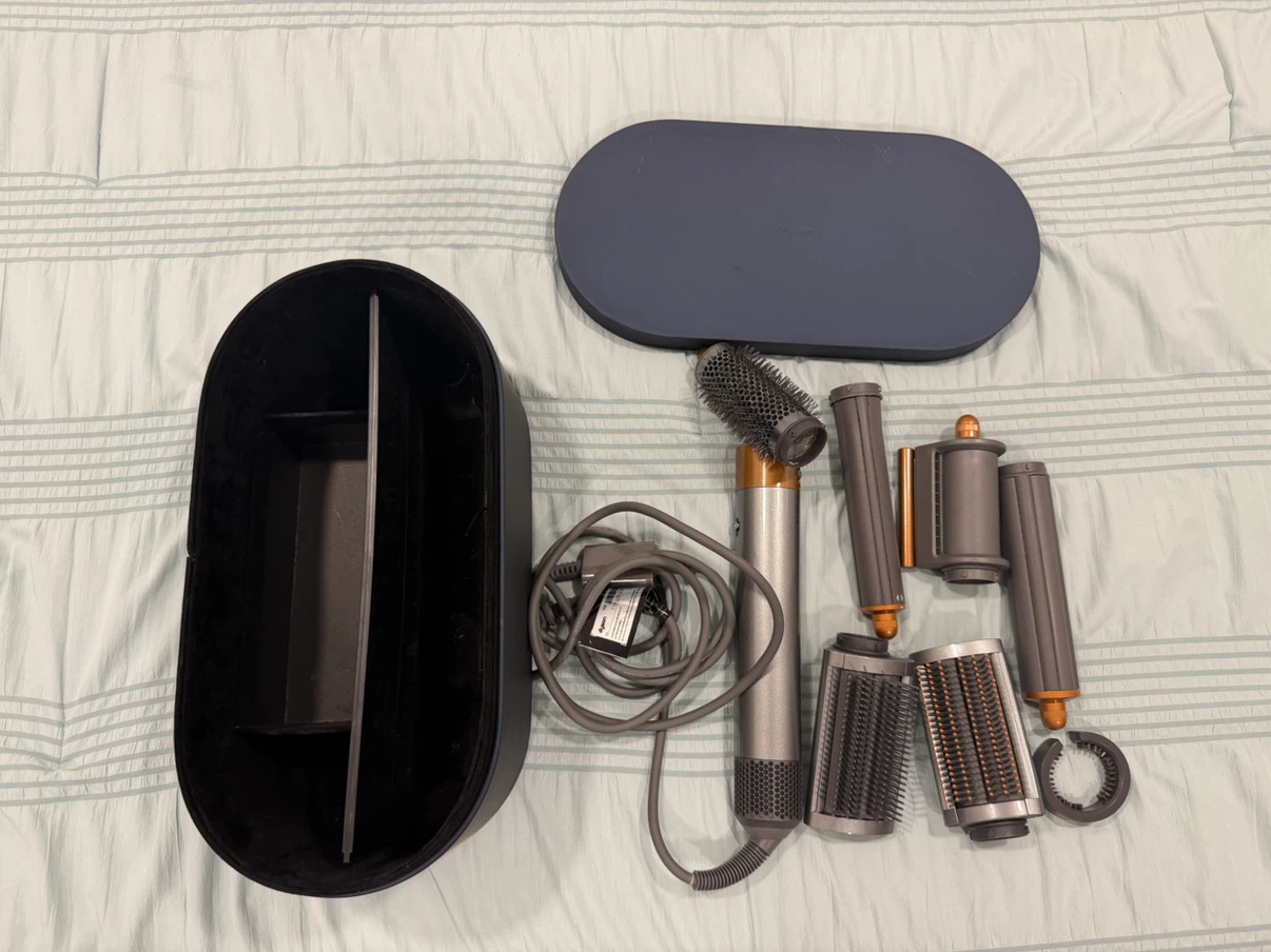 Dyson Airwrap Multi-Styler with Storage Case - photo 2